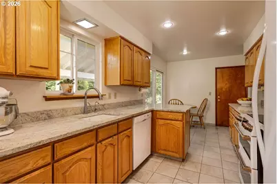 11925 SE 70th Ave, Milwaukie, OR 97222 - Photo 10