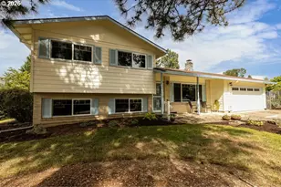 11925 SE 70th Ave, Milwaukie, OR 97222 - Photo 2