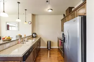 750 NE Cascadia Ridge Dr, Estacada, OR 97023 - Photo 8