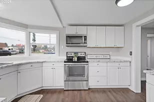 3317 Olive Way, Longview, WA 98632 - Photo 10