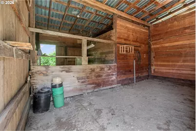 38125 SE Louden Rd, Corbett, OR 97019 - Photo 32
