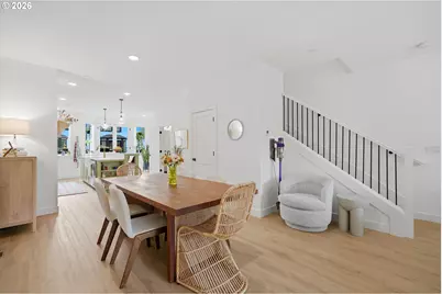 1408 SE Glenwood St #2, Portland, OR 97202 - Photo 8
