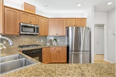 7247 NE Stoneybrook St, Hillsboro, OR 97124 - Photo 14