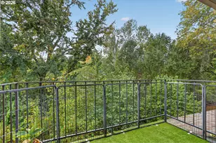 11367 SW Springwood Dr, Portland, OR 97223 - Photo 34