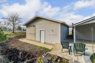 1183 Lookingglass Rd, Roseburg, OR 97471 - Photo 32