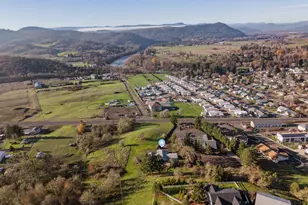 1183 Lookingglass Rd, Roseburg, OR 97471 - Photo 46