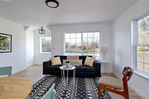 92203 Clover Rd, Astoria, OR 97103 - Photo 6