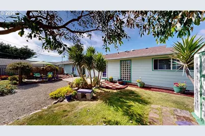 1239 Iris St, Brookings, OR 97415 - Photo 22