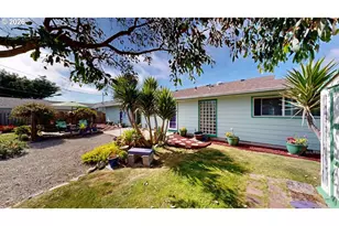 1239 Iris St, Brookings, OR 97415 - Photo 22
