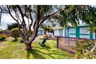 1239 Iris St, Brookings, OR 97415 - Photo 24