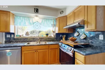 1239 Iris St, Brookings, OR 97415 - Photo 8