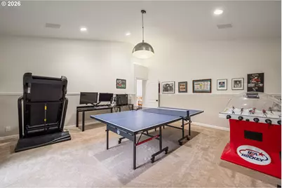 250 W St James Pl, Longview, WA 98632 - Photo 12