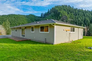16855 Hwy 42, Myrtle Point, OR 97458 - Photo 34