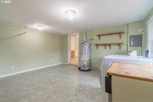 803 Main St, Philomath, OR 97370 - Photo 12