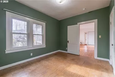 803 Main St, Philomath, OR 97370 - Photo 8