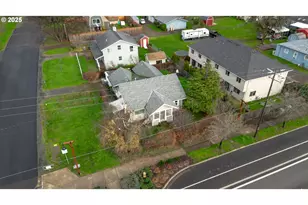 803 Main St, Philomath, OR 97370 - Photo 2