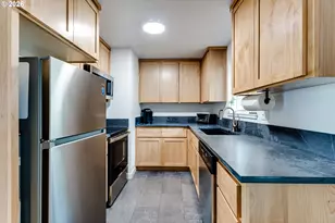 328 Dean Ave, Eugene, OR 97404 - Photo 16