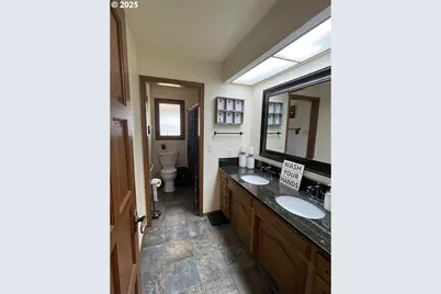 735 SW Mill St, Sheridan, OR 97378 - Photo 38