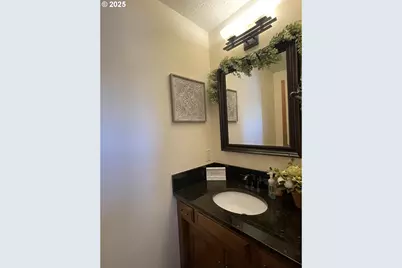 735 SW Mill St, Sheridan, OR 97378 - Photo 8