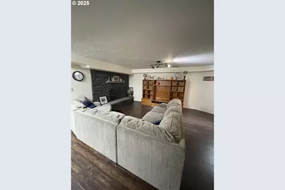 735 SW Mill St, Sheridan, OR 97378 - Photo 10