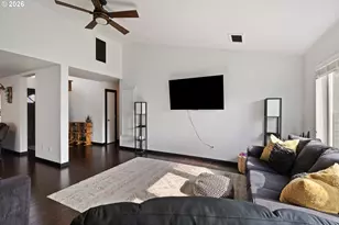 1774 E Fourth Ave, Sutherlin, OR 97479 - Photo 6