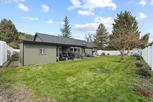 1774 E Fourth Ave, Sutherlin, OR 97479 - Photo 40