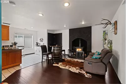 1774 E Fourth Ave, Sutherlin, OR 97479 - Photo 14