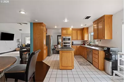 1774 E Fourth Ave, Sutherlin, OR 97479 - Photo 20