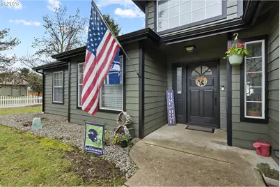 1774 E Fourth Ave, Sutherlin, OR 97479 - Photo 4