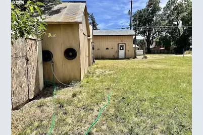 1702 Y Ave, La Grande, OR 97850 - Photo 20