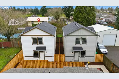 4541 SE 97th Ave, Portland, OR 97266 - Photo 4