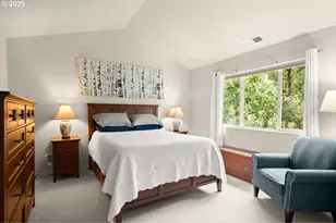 312 NE 105th Ave, Hillsboro, OR 97006 - Photo 12