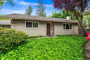 11257 SW Springwood Dr, Portland, OR 97223 - Photo 2