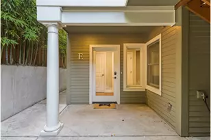 2013 NE 10th Ave, Portland, OR 97212 - Photo 4