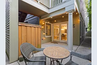 2013 NE 10th Ave #E, Portland, OR 97212 - Photo 14