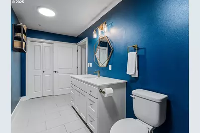 2013 NE 10th Ave #E, Portland, OR 97212 - Photo 22