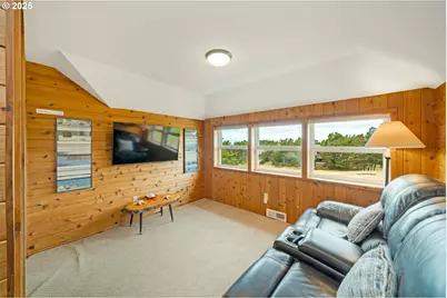 559 Ridge Dr, Manzanita, OR 97130 - Photo 24