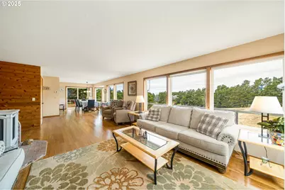 559 Ridge Dr, Manzanita, OR 97130 - Photo 8