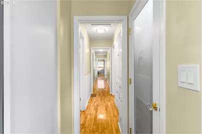 1929 NE Adams St, Camas, WA 98607 - Photo 12