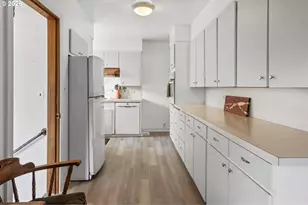 6108 SE Milwaukie Ave, Portland, OR 97202 - Photo 6