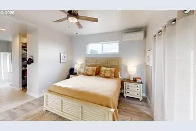 30396 Driftwood Dr, Gold Beach, OR 97444 - Photo 12