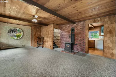 37564 Labiske Ln, Astoria, OR 97103 - Photo 6