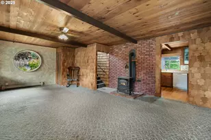 37564 Labiske Ln, Astoria, OR 97103 - Photo 6