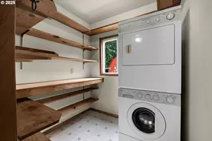 37564 Labiske Ln, Astoria, OR 97103 - Photo 18