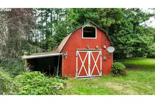 37564 Labiske Ln, Astoria, OR 97103 - Photo 24