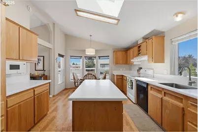16500 SE 1st St #27, Vancouver, WA 98684 - Photo 8