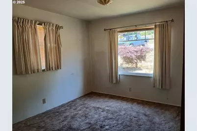 4623 S Myrtle Rd, Myrtle Creek, OR 97457 - Photo 14