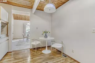 7968 SW Scholls Ferry Rd, Beaverton, OR 97008 - Photo 12