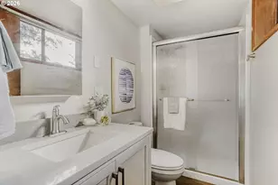 7968 SW Scholls Ferry Rd, Beaverton, OR 97008 - Photo 16