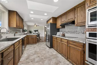 12775 S Maple Grove Rd, Molalla, OR 97038 - Photo 14